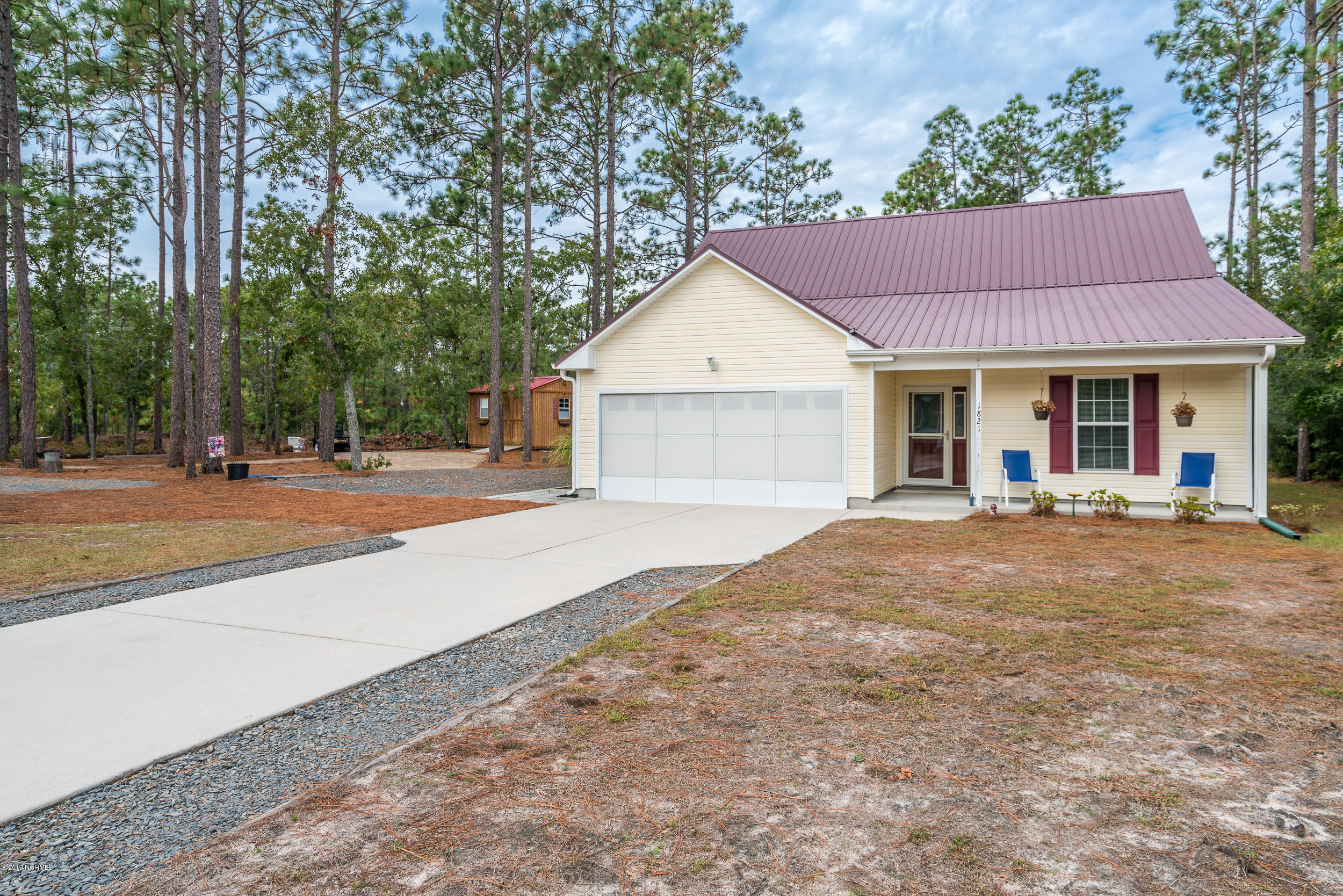 1821 East Boiling Spring Road Southport, NC 28461 - Photo 3 of 35 1821 E Boiling Spring Rd (3)