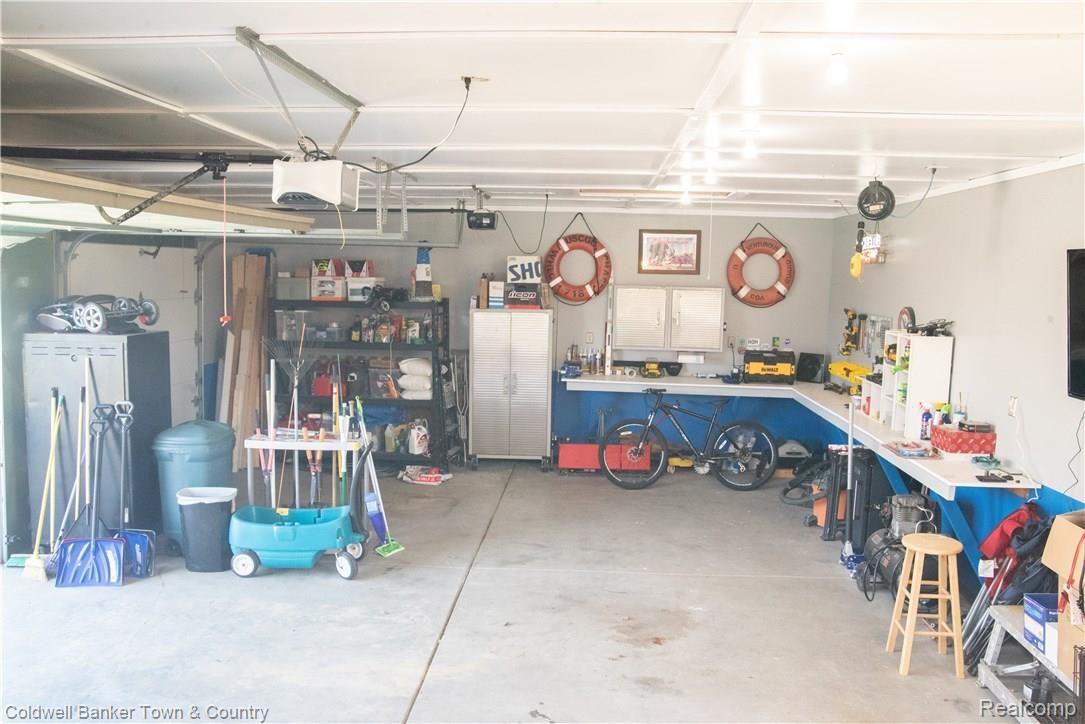 348 East Barron Road Howell, MI 48855 - Photo 8 of 24 untitled-9193.JPG