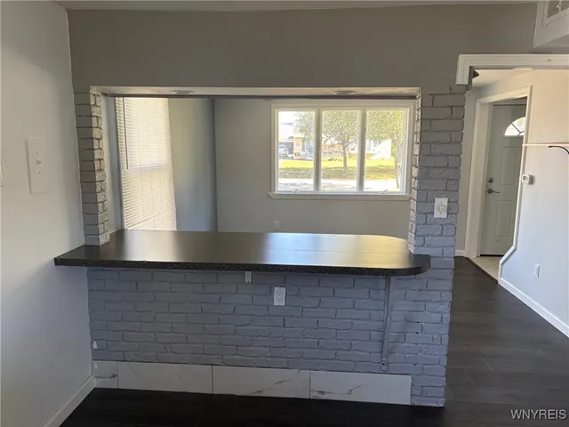 $189,900 | 244 Kettering Drive, Tonawanda, NY 14223