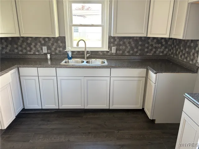 $189,900 | 244 Kettering Drive, Tonawanda, NY 14223