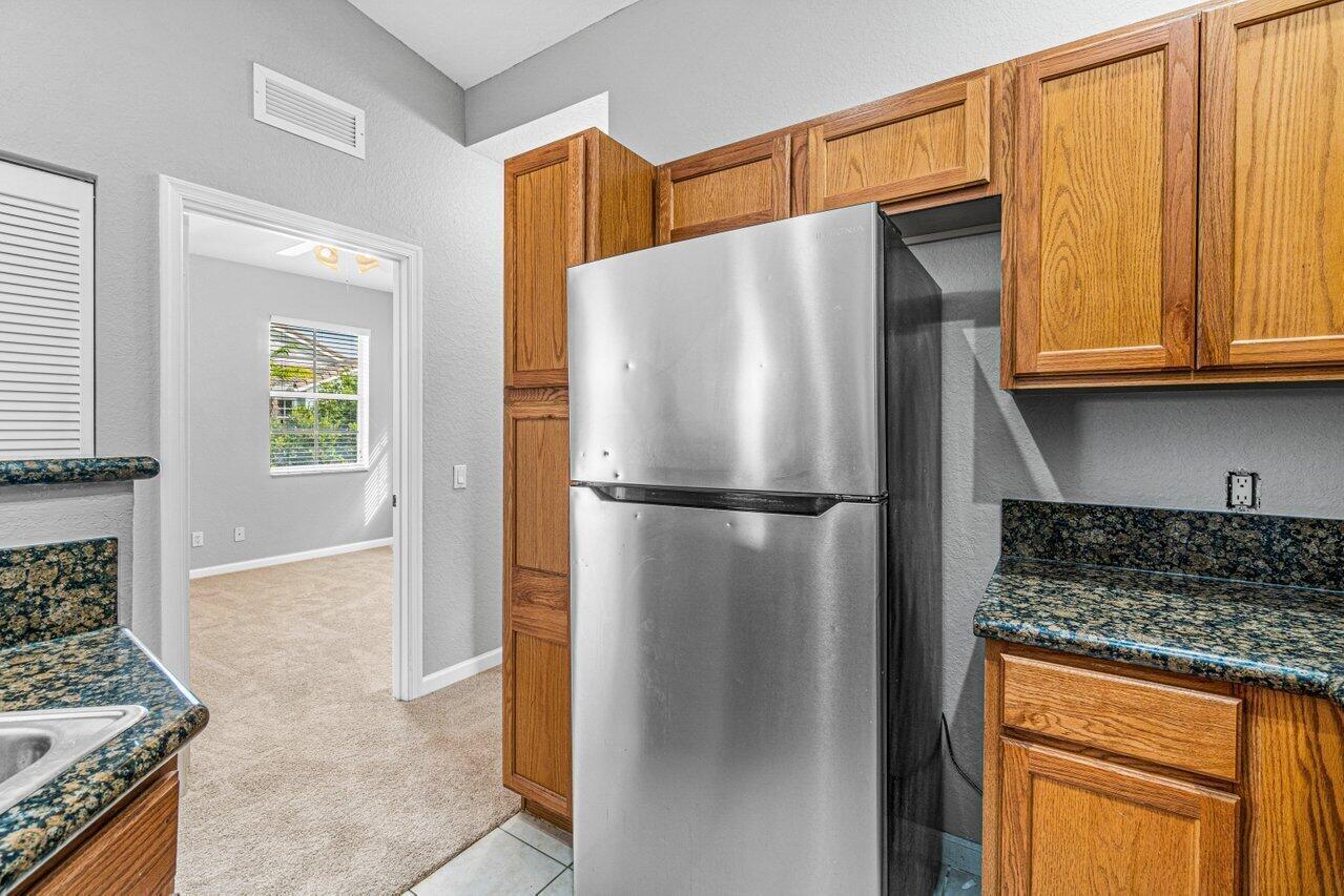 3097 Laurel Ridge Circle Riviera Beach, FL 33404 - Photo 8 of 21 8