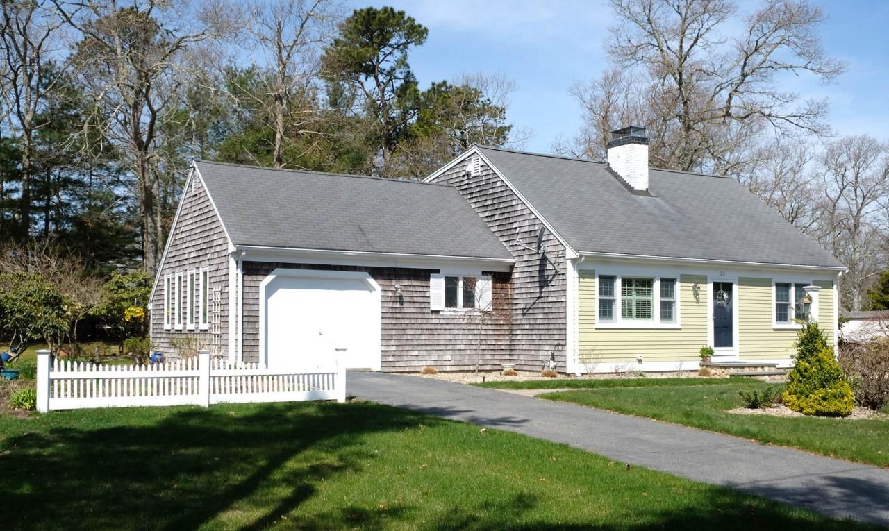 23 General Lawrence Road South Yarmouth, MA 02664 - Photo 2 of 26 23 General Lawrence_4_29_20