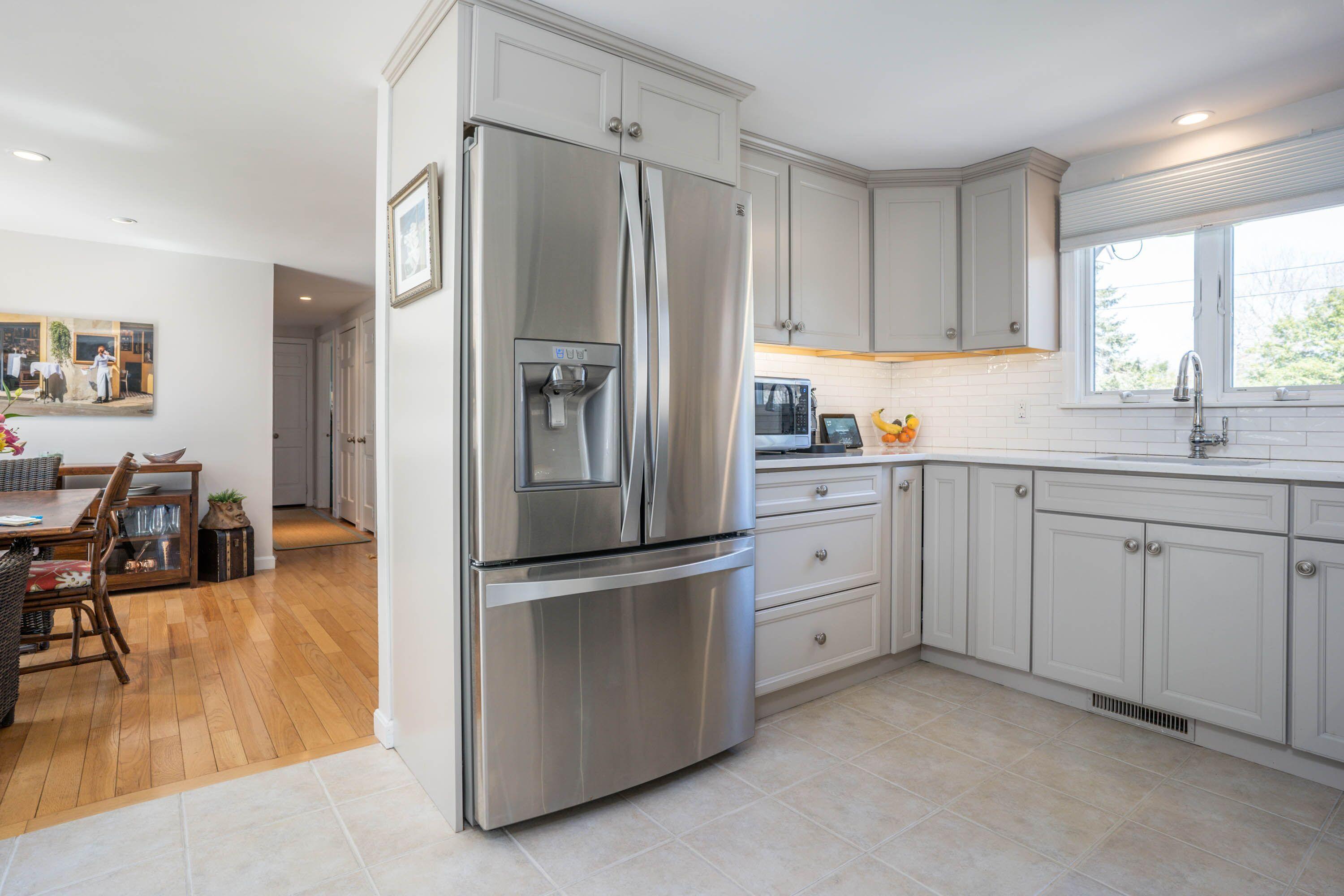 23 General Lawrence Road South Yarmouth, MA 02664 - Photo 5 of 26 Garnier Kitchen4