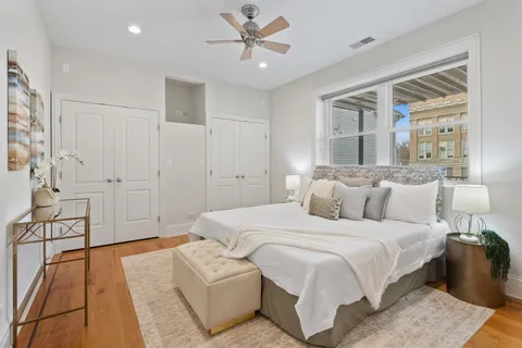 $535,000 | 5540 North Glenwood Avenue, Unit 2S, Chicago, IL 60640