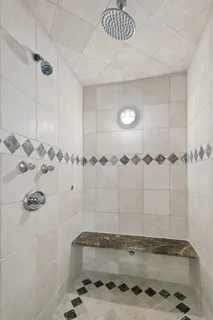 $535,000 | 5540 North Glenwood Avenue, Unit 2S, Chicago, IL 60640