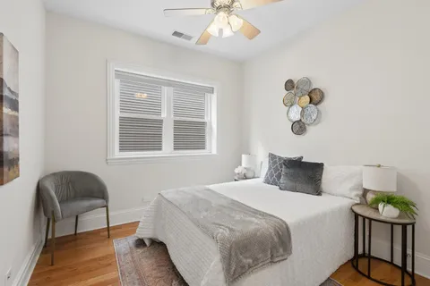 $535,000 | 5540 North Glenwood Avenue, Unit 2S, Chicago, IL 60640