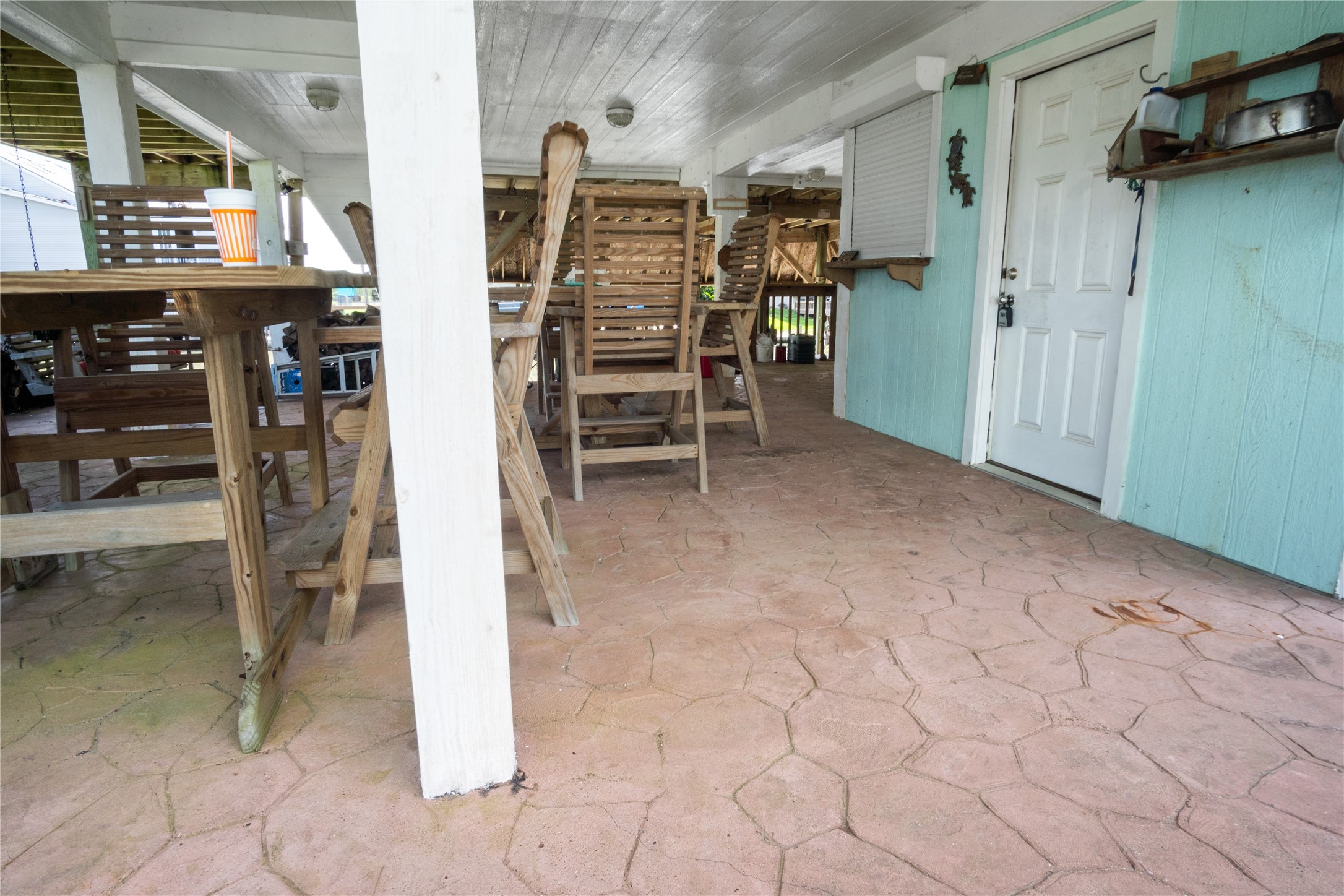 1205 Bay Crystal Beach, TX 77650 - Photo 23 of 33