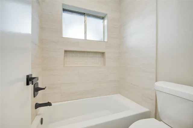 $225,000 | 6722 Lynngate Drive, Spring, TX 77373