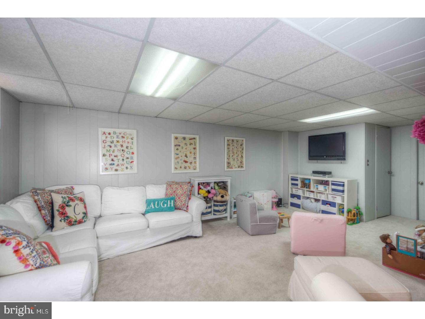 209 East Manoa Road Havertown, PA 19083 - Photo 19 of 24
