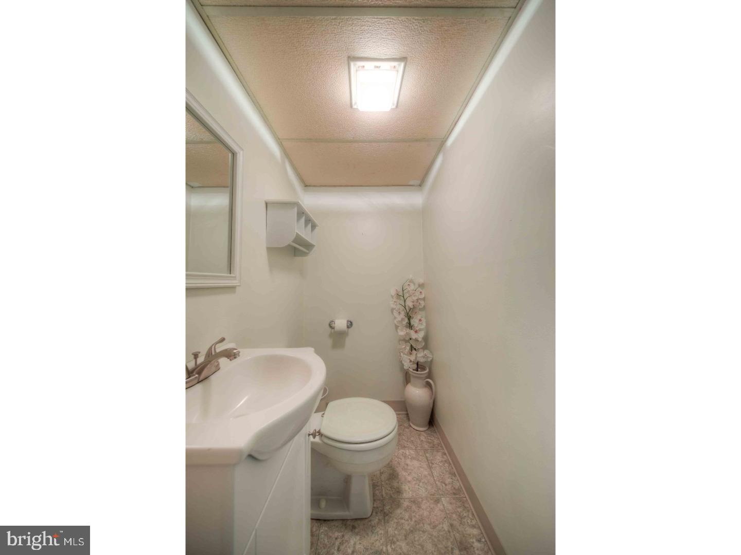 209 East Manoa Road Havertown, PA 19083 - Photo 21 of 24