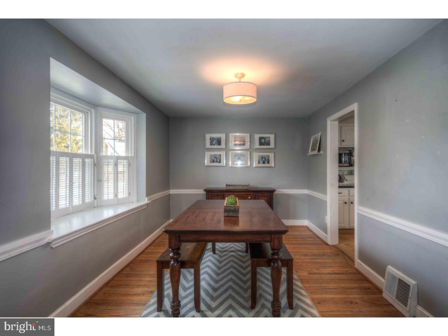 209 East Manoa Road Havertown, PA 19083 - Photo 5 of 24