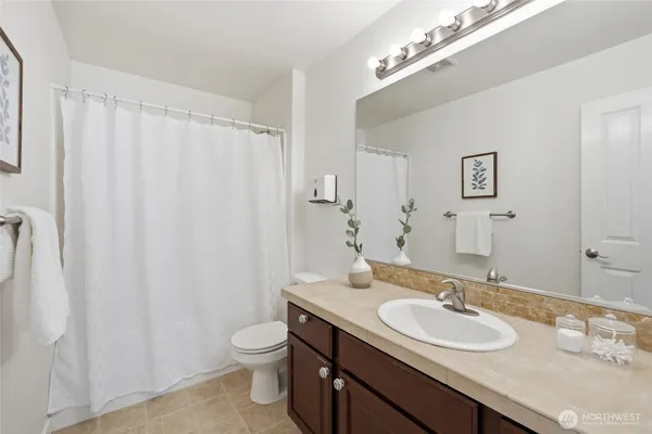 $1,420,000 | 1757 9th Court Northeast, Issaquah, WA 98029