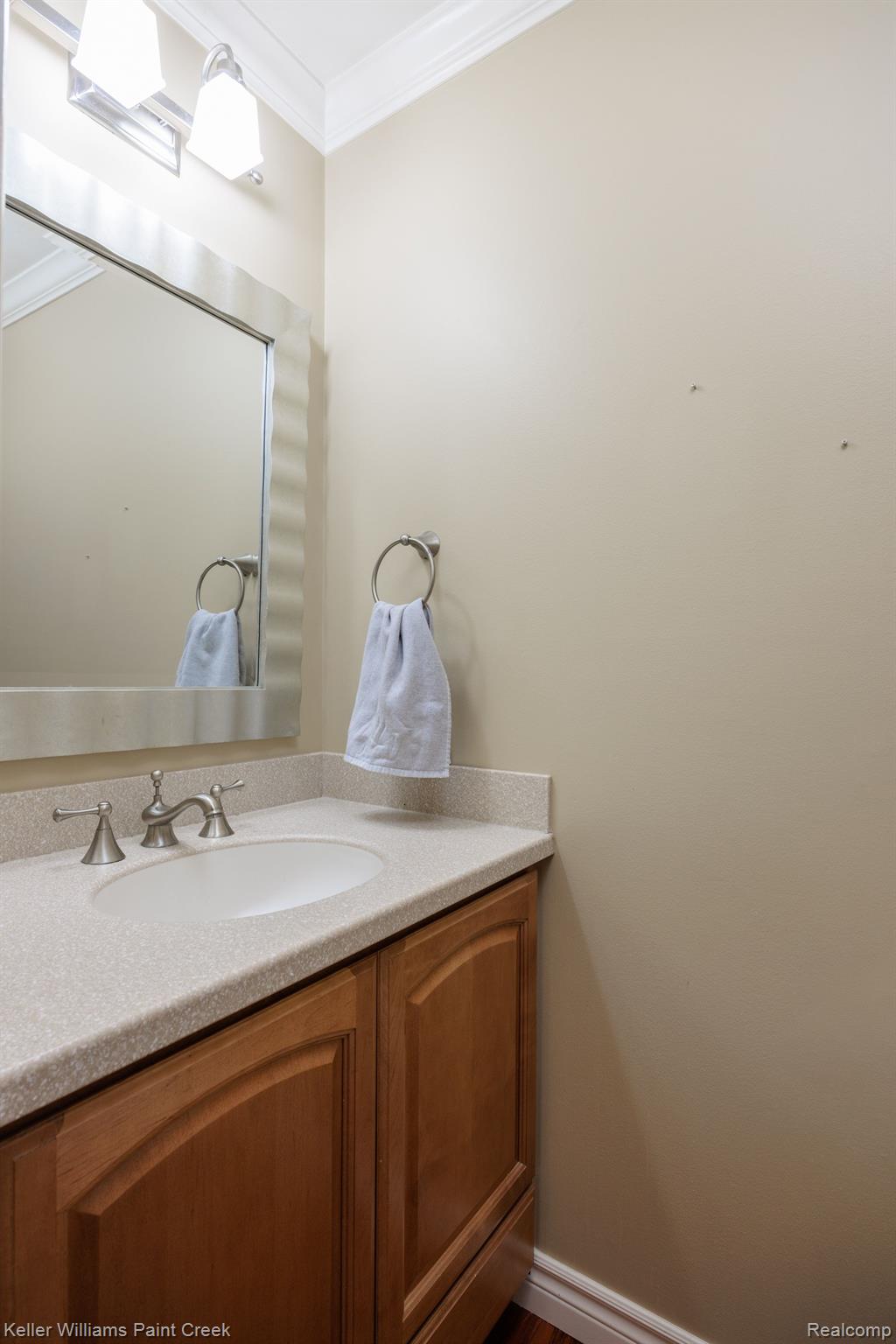 2244 North Fairview Lane Rochester, MI 48306 - Photo 11 of 33