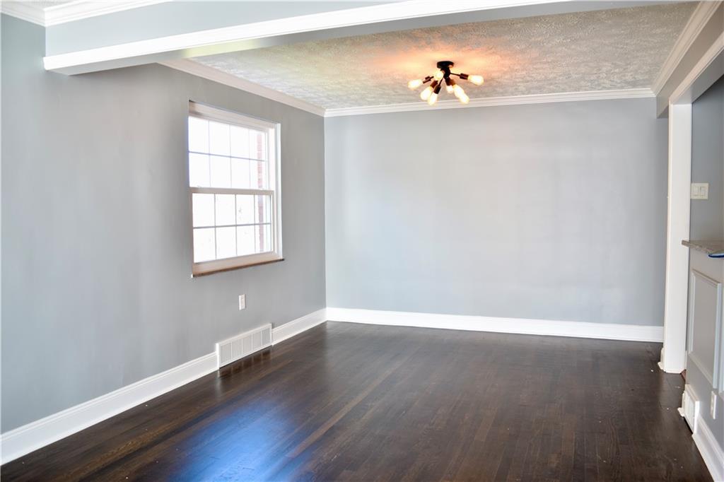 1015 Milton Road Castle Shannon, PA 15234 - Photo 14 of 25 Gallery Image 14