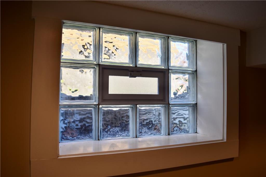 1015 Milton Road Castle Shannon, PA 15234 - Photo 19 of 25 Gallery Image 19