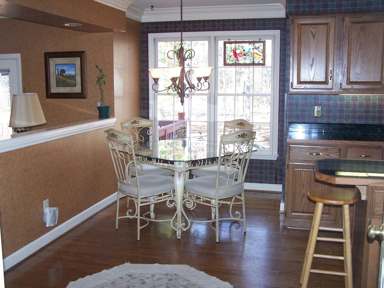 6242 Buckland Mill Road Roanoke, VA 24019 - Photo 7 of 16 Kitchen