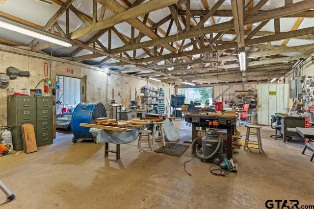 $970,000 | 130-154 Private Road 3331, Big Sandy, TX 75755