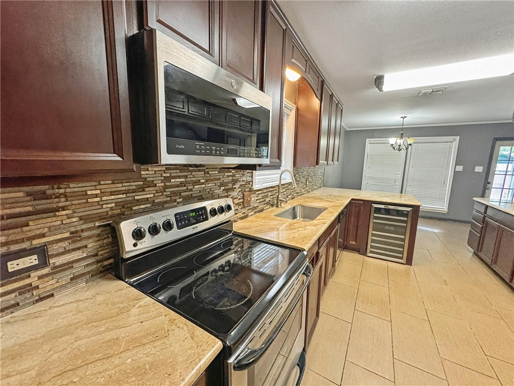 7317 Ridge Creek Drive Corpus Christi, TX 78413 - Photo 7 of 17