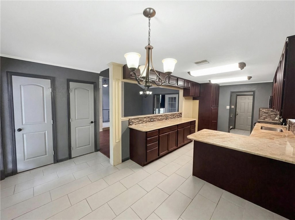 7317 Ridge Creek Drive Corpus Christi, TX 78413 - Photo 10 of 17