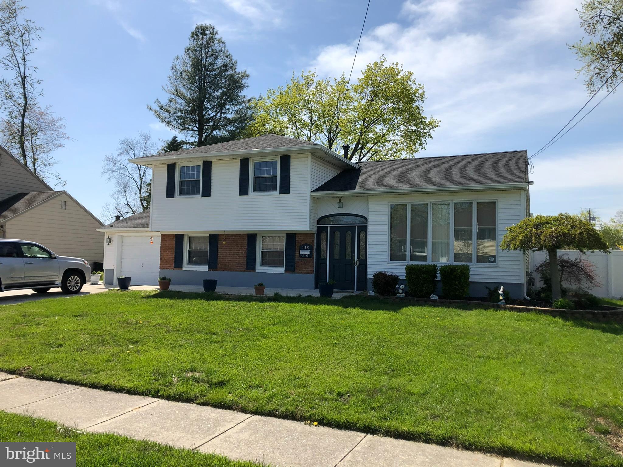 110 Evergreen Road Stratford, NJ 08084 - Photo 3 of 31