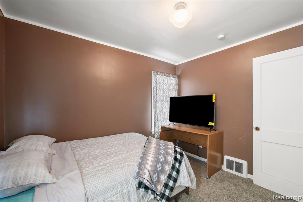 7739 Rosedale Boulevard Allen Park, MI 48101 - Photo 19 of 28