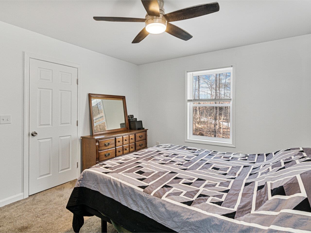 843 Lower Notch Road Bristol, VT 05443 - Photo 22 of 43
