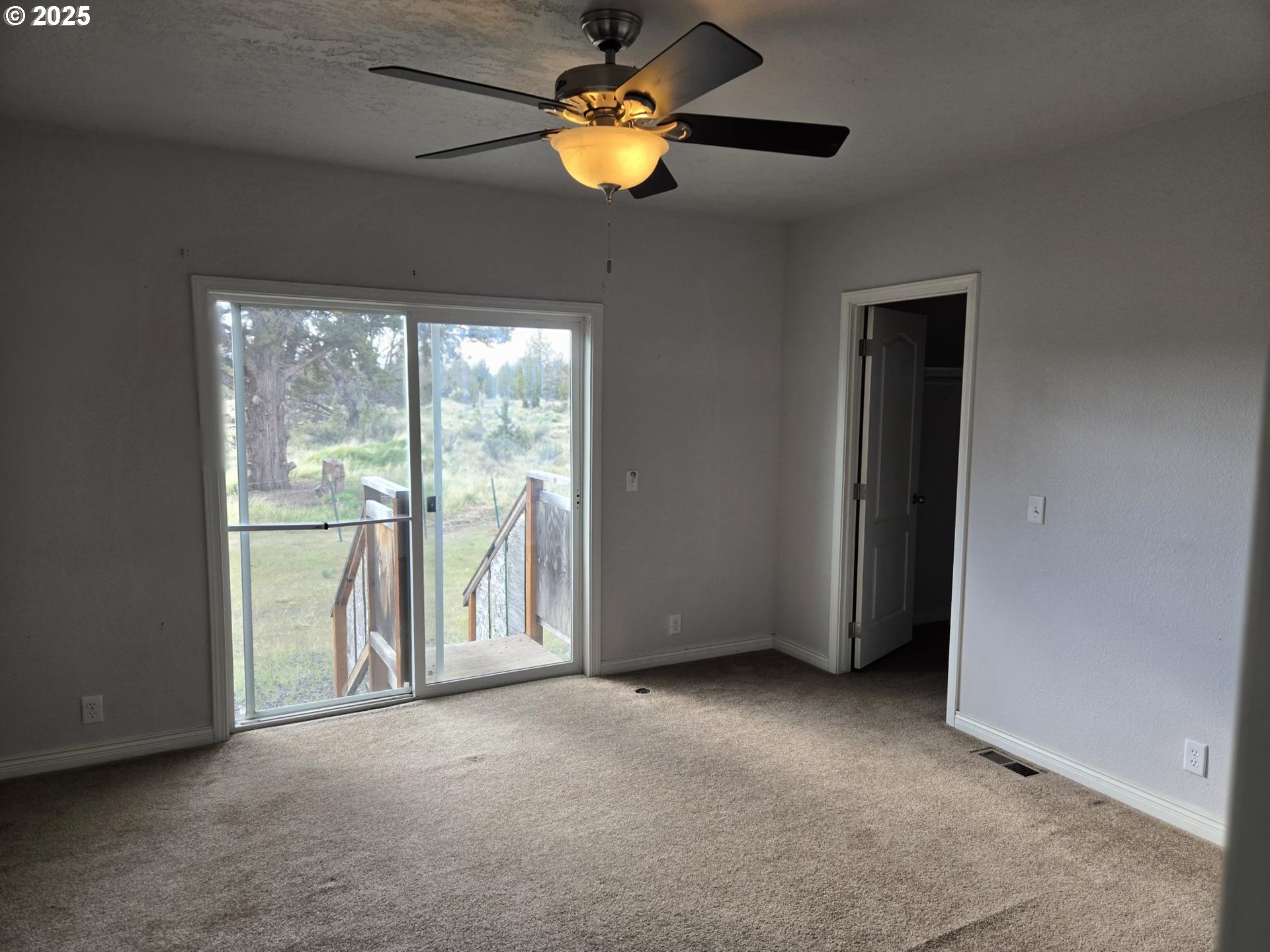 9290 Southwest 3115th Road Culver, OR 97734 - Photo 20 of 21 a view of entryway with chandelier