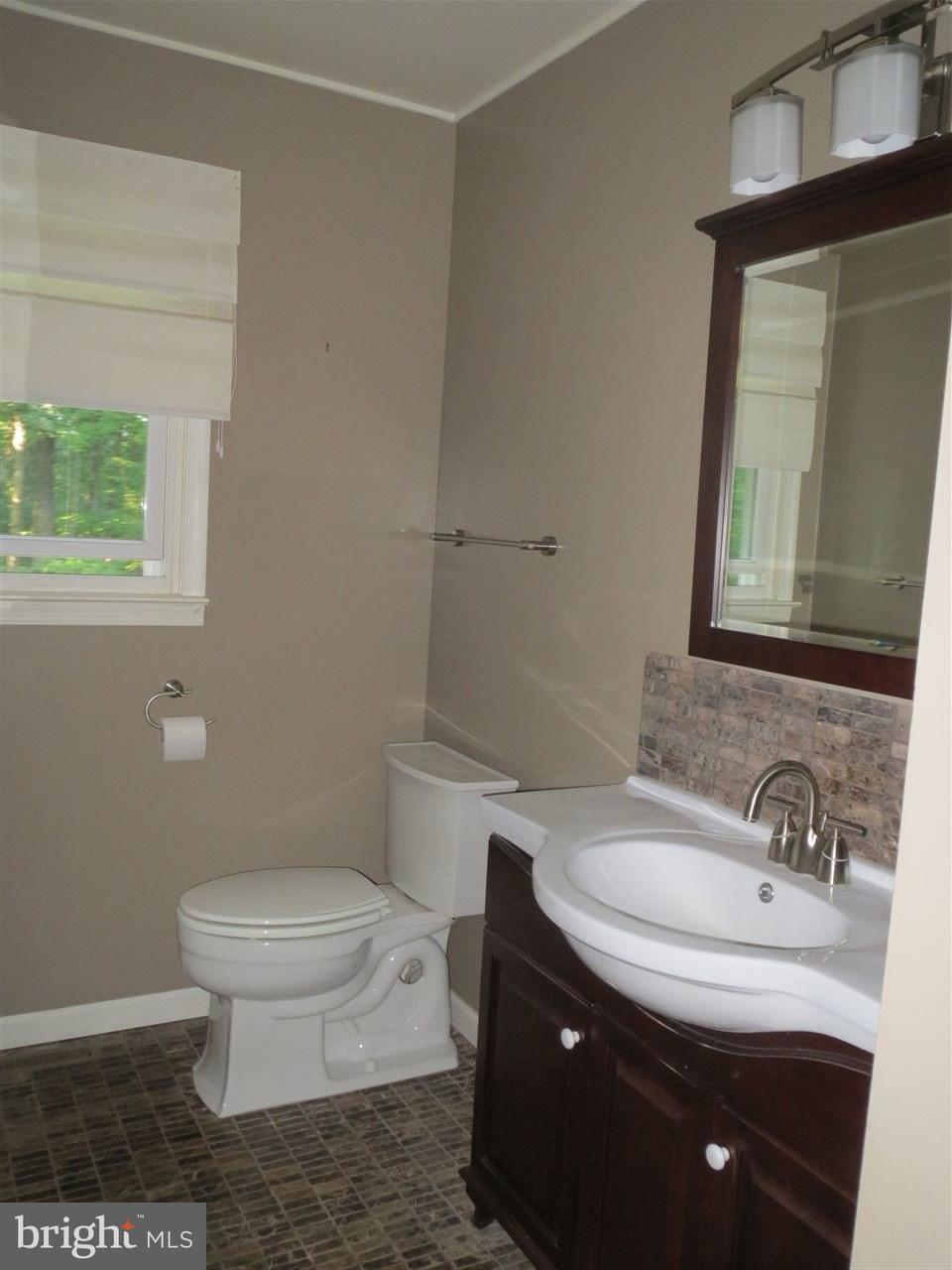 80 Village Road Etters, PA 17319 - Photo 7 of 21 Gallery Image 7