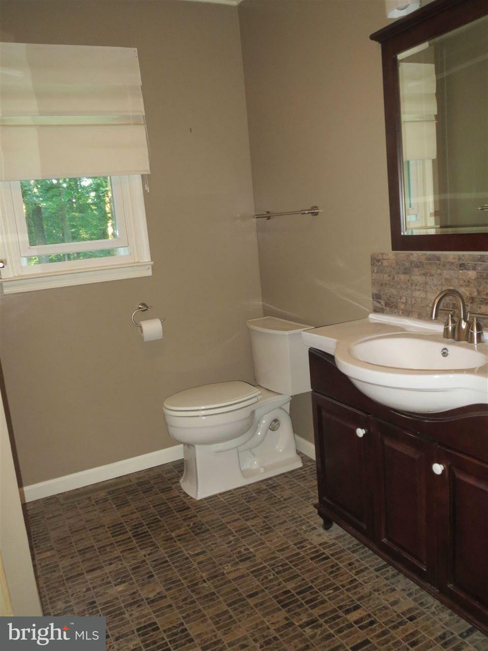 80 Village Road Etters, PA 17319 - Photo 8 of 21 Gallery Image 8