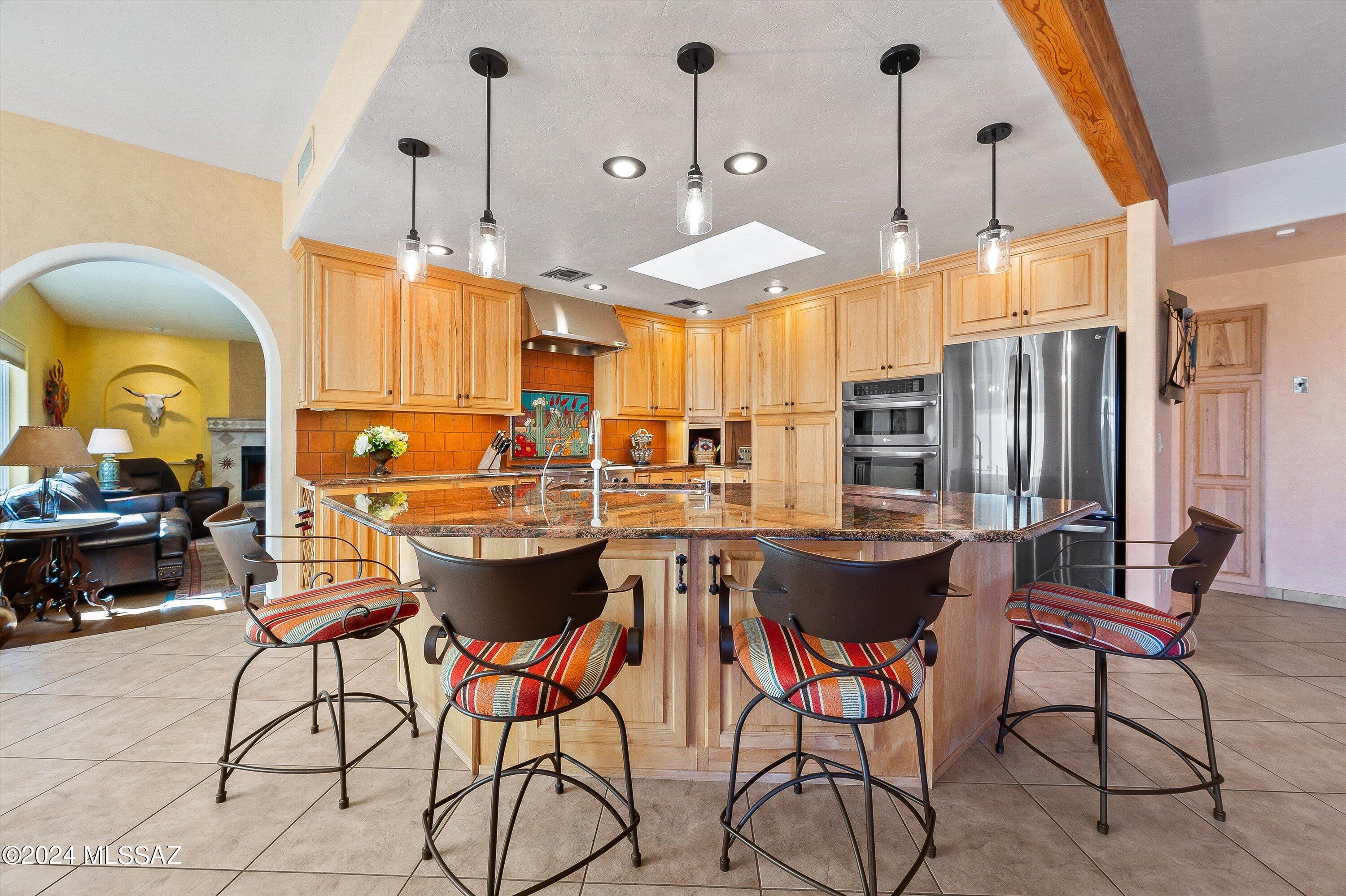 5100 West Trails End Road Tucson, AZ 85745 - Photo 8 of 38 Gallery Image 8