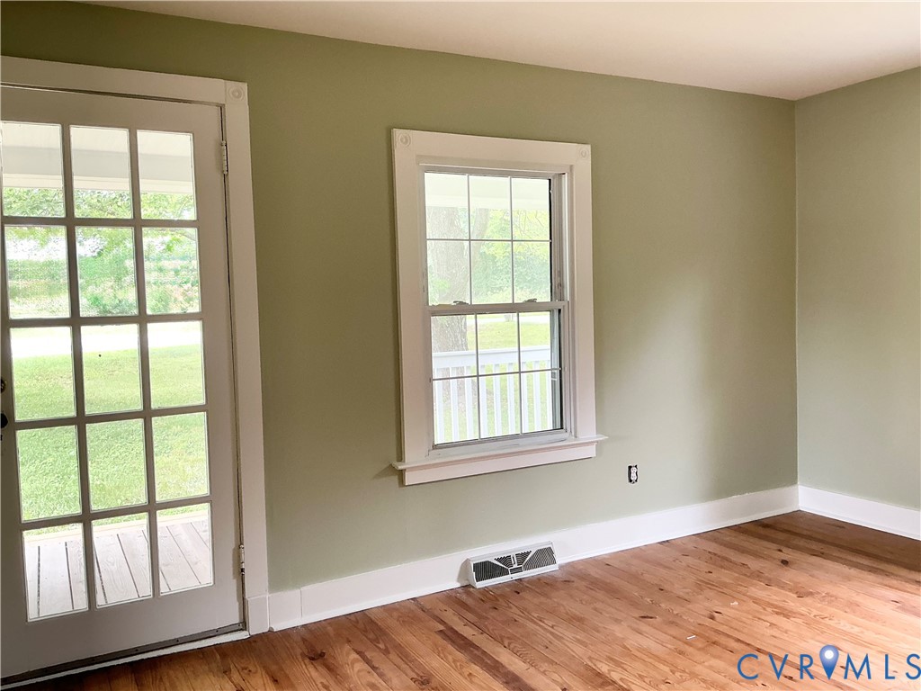 15618 Cross County Road Mineral, VA 23117 - Photo 9 of 31