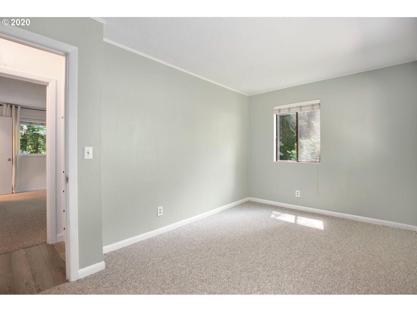 10298 Southwest Lancaster Road Portland, OR 97219 - Photo 19 of 32 Gallery Image 19