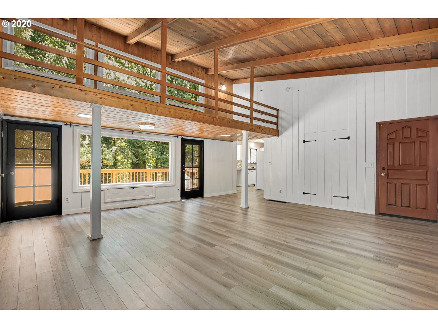 10298 Southwest Lancaster Road Portland, OR 97219 - Photo 7 of 32 Gallery Image 7