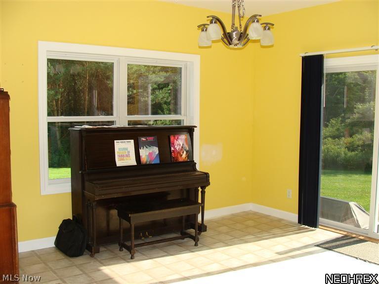 12080 Cook Road Salem, OH 44460 - Photo 4 of 12 Gallery Image 4