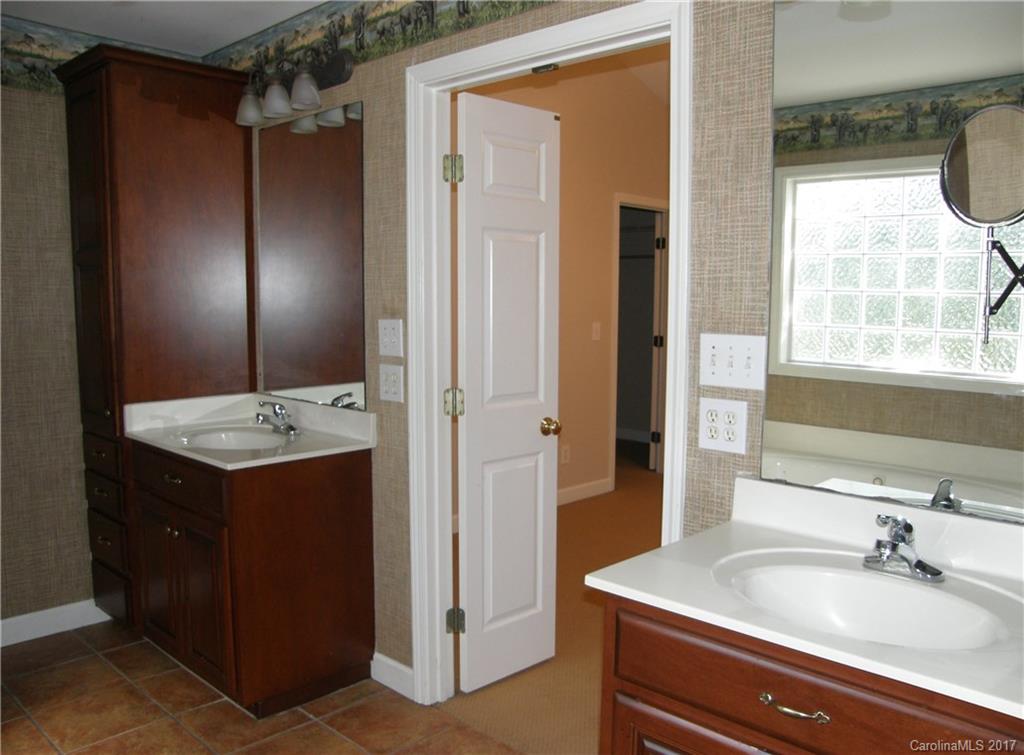 1314 Overhill Road Salisbury, NC 28144 - Photo 9 of 24 Gallery Image 9