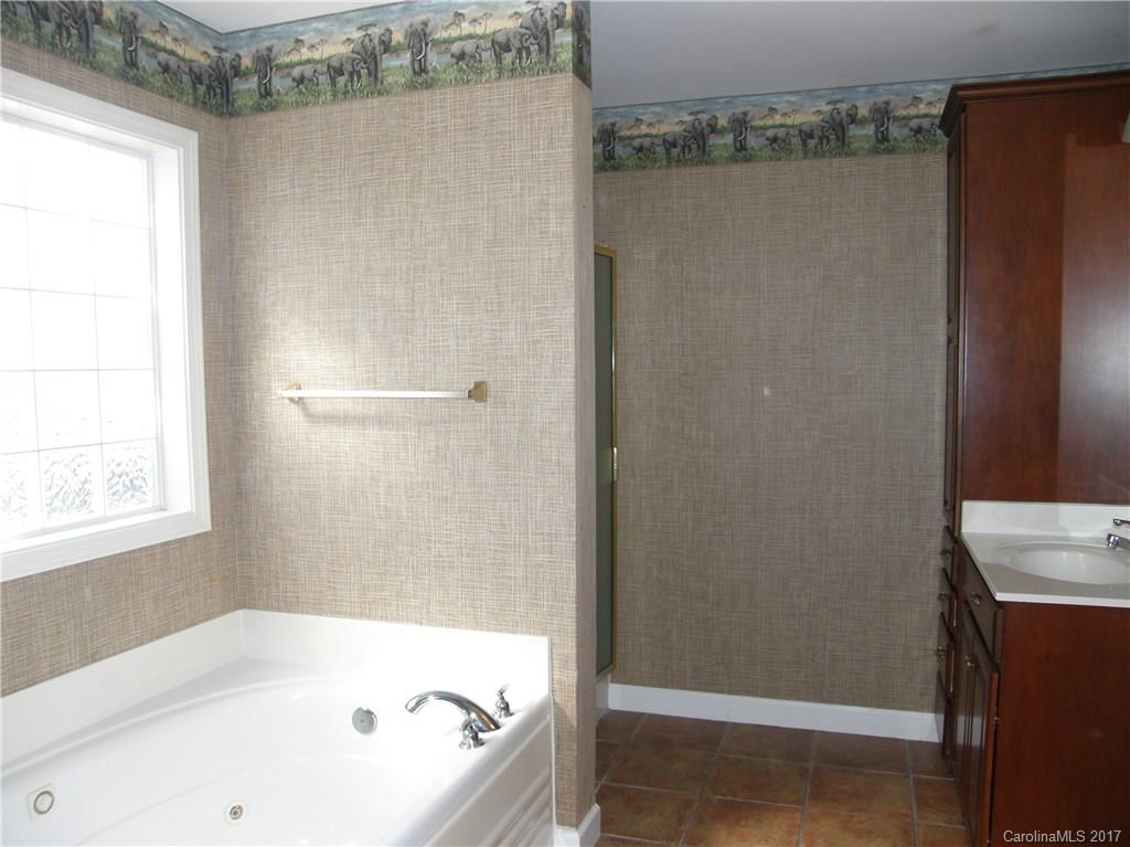 1314 Overhill Road Salisbury, NC 28144 - Photo 10 of 24 Gallery Image 10