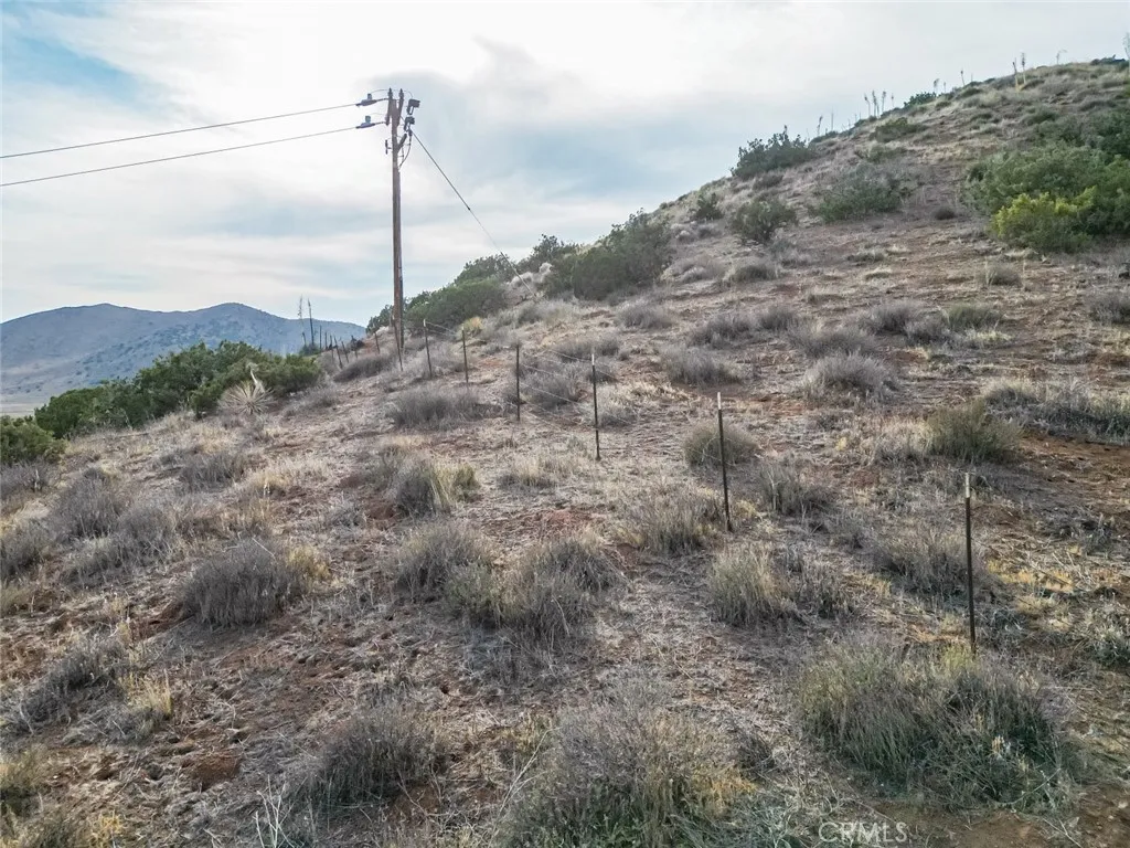 0 Dwight Lee Street Acton, CA 93510 - Photo 38 of 40 a view of a road with a mountain in the background