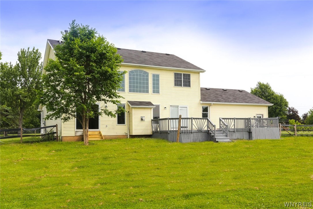 10165 Lapp Road Clarence, NY 14032 - Photo 17 of 23