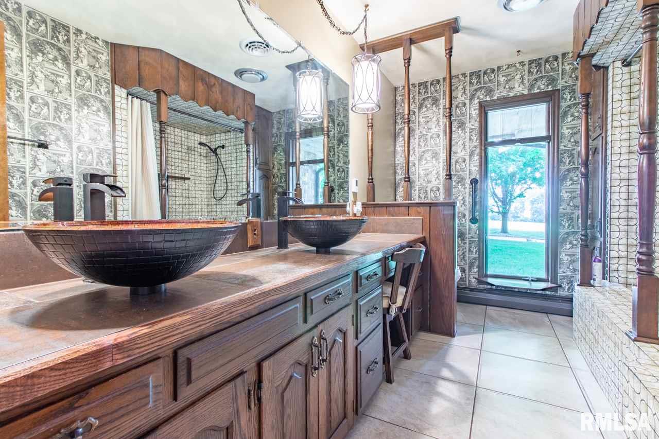 22272 Hirstein Road Morton, IL 61550 - Photo 18 of 36 Gallery Image 18