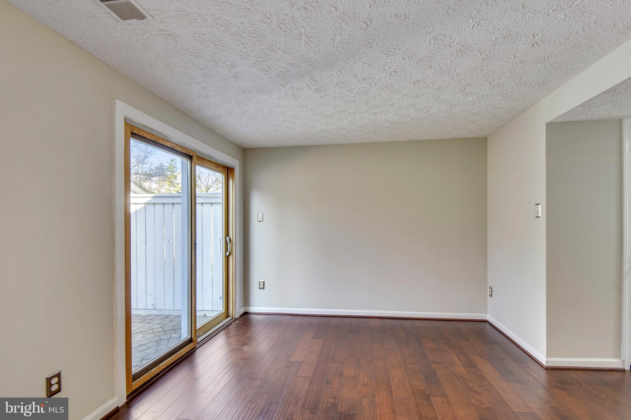 1531 Poplar Grove Drive Reston, VA 20194 - Photo 12 of 36 Sliding door to the backyard