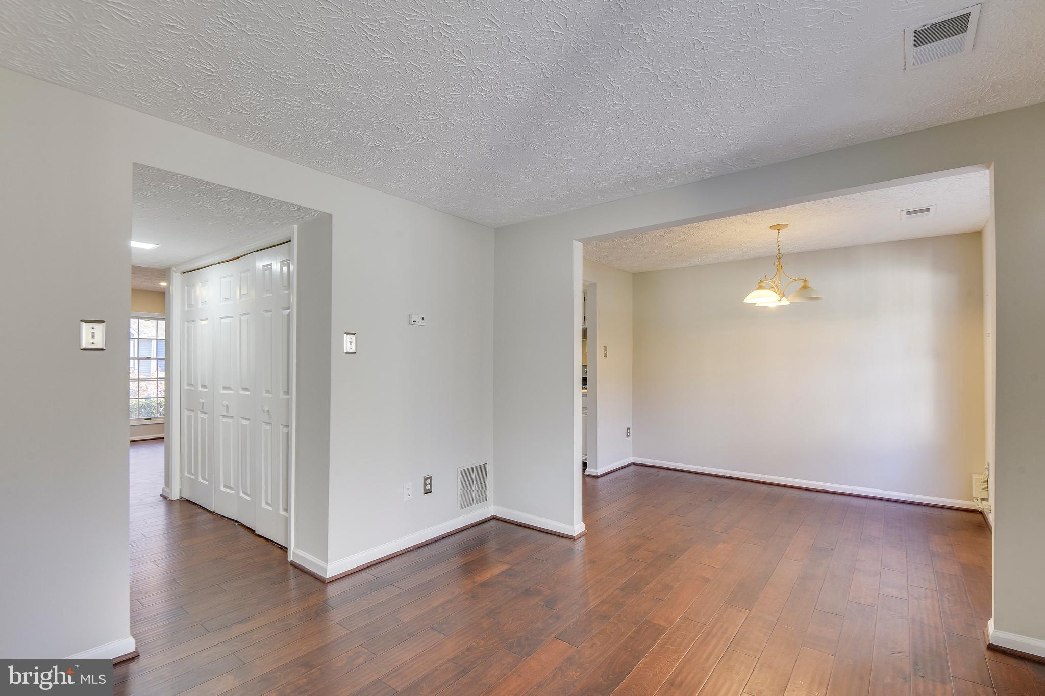 1531 Poplar Grove Drive Reston, VA 20194 - Photo 15 of 36