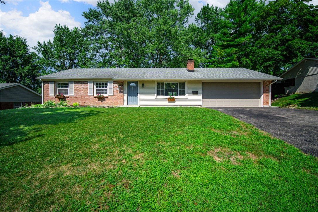 275 Tuxworth Road Centerville, OH 45458 - Photo 1 of 32