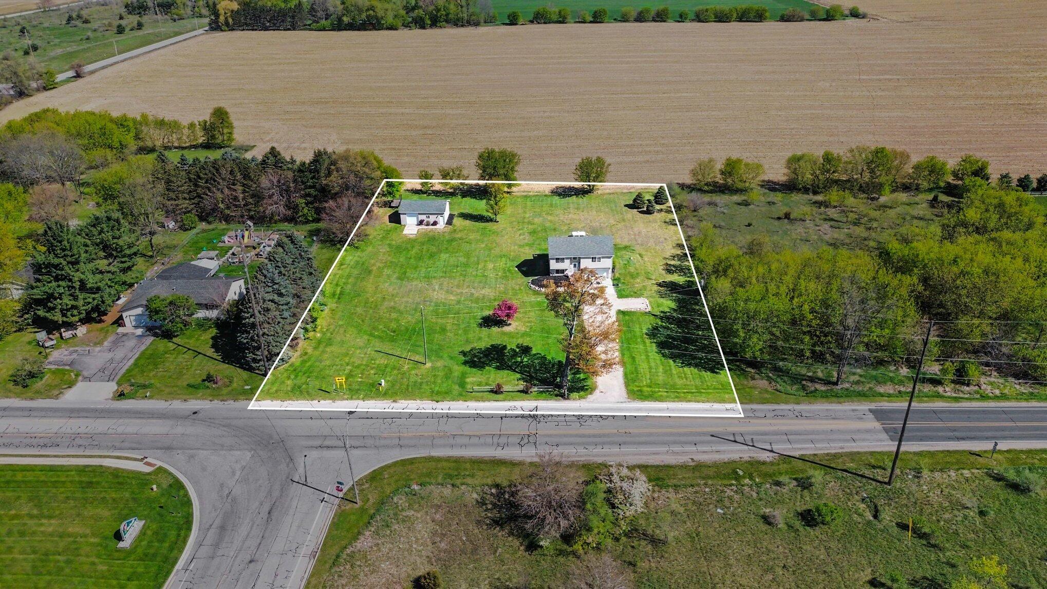 7864 County Farm Road Greenville, MI 48838 - Photo 6 of 32 008_file_8541