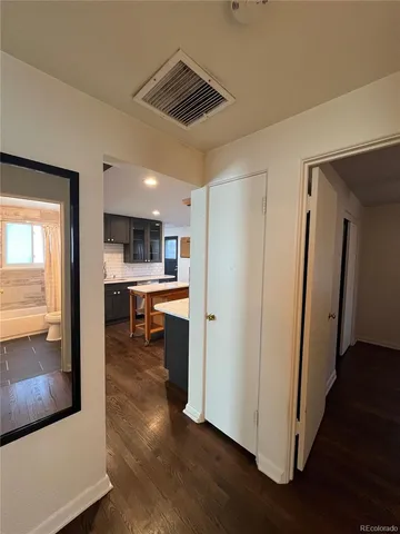 $1,975 | 2086 South Pearl Street, Denver, CO 80210