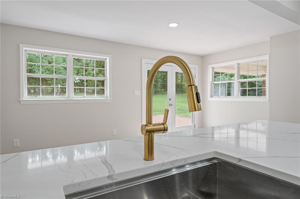 1412 Youngs Mill Road Greensboro, NC 27406 - Photo 20 of 50