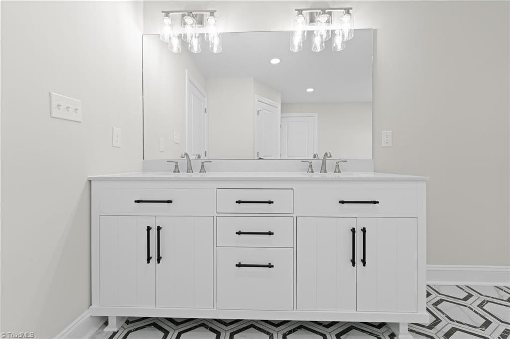 1412 Youngs Mill Road Greensboro, NC 27406 - Photo 32 of 50