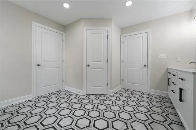 $665,000 | 1412 Youngs Mill Road, Greensboro, NC 27406