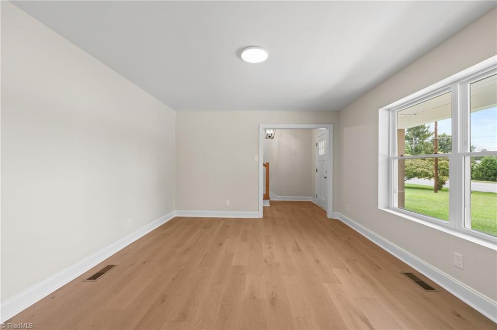 1412 Youngs Mill Road Greensboro, NC 27406 - Photo 6 of 50