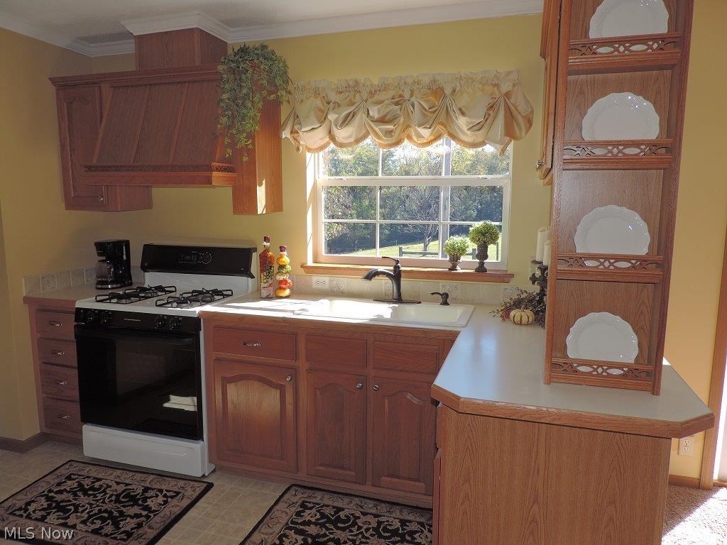 89230 Mill Hill Road Bowerston, OH 44695 - Photo 3 of 16