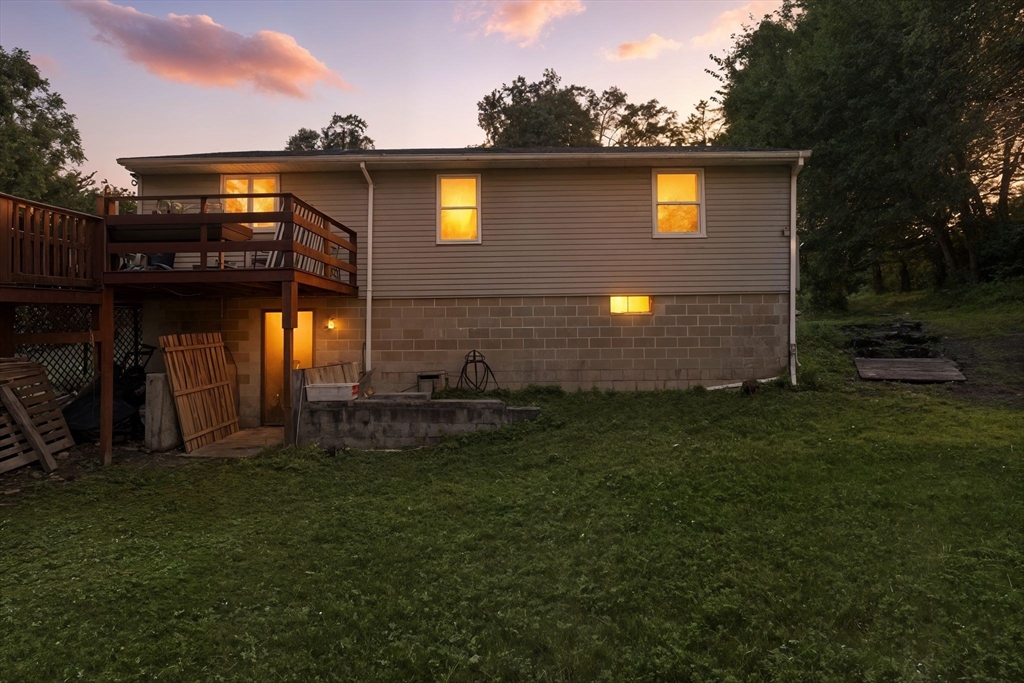 293 Laurelton Street Springfield, MA 01109 - Photo 2 of 40 Gallery Image 2
